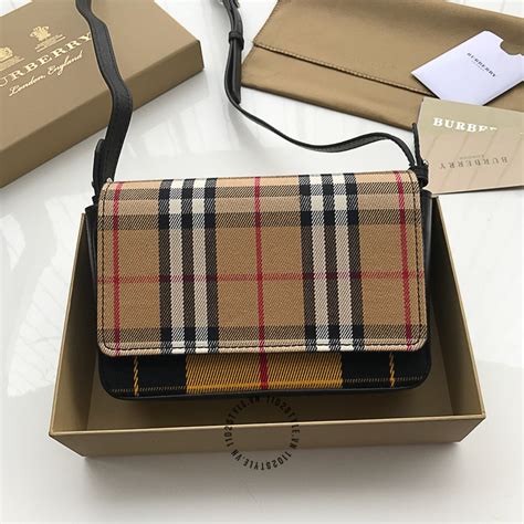 túi xách kẻ burberry|túi xách Burberry.